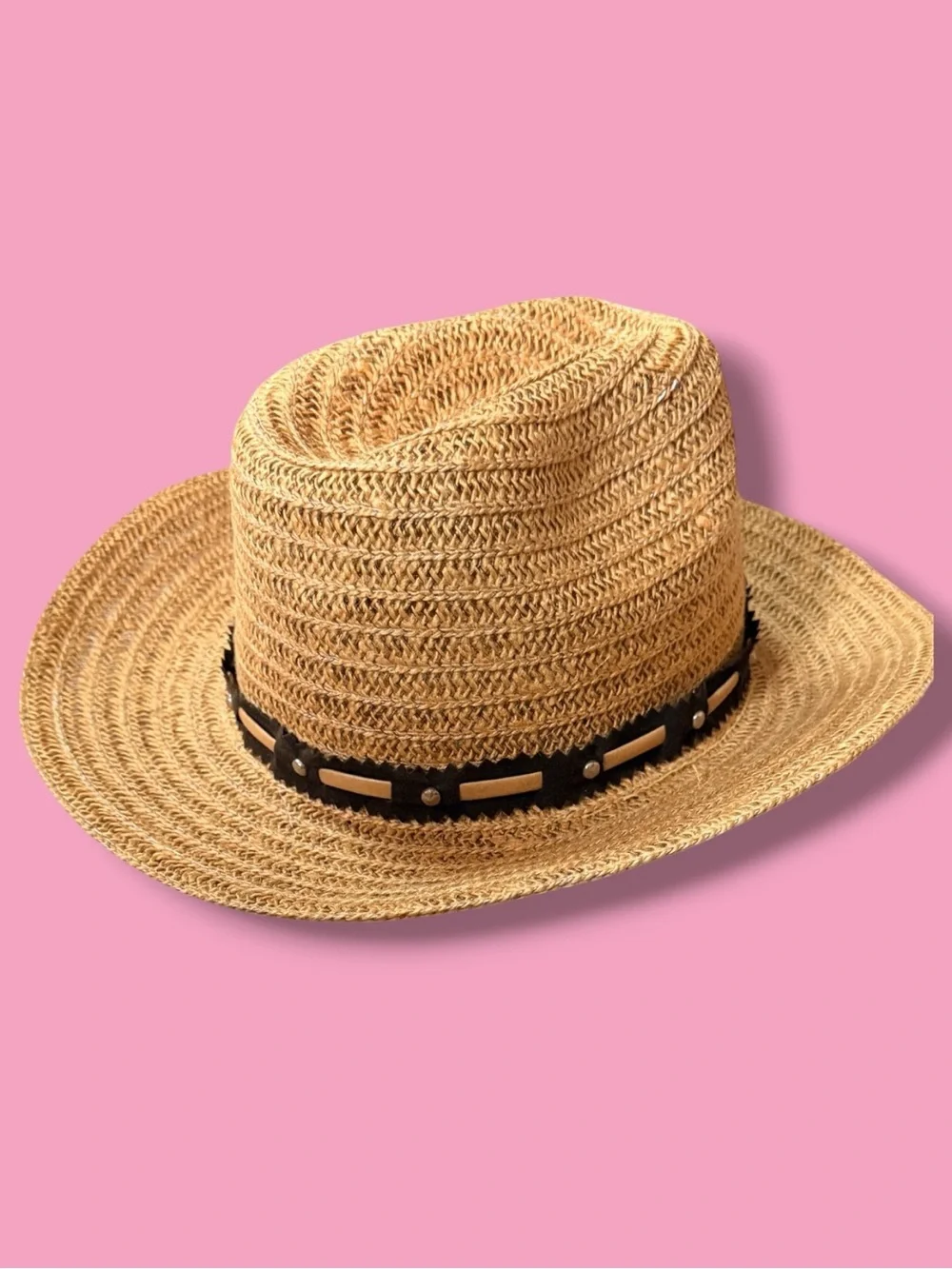 Men's Natural Straw Fedora with Decorative Band